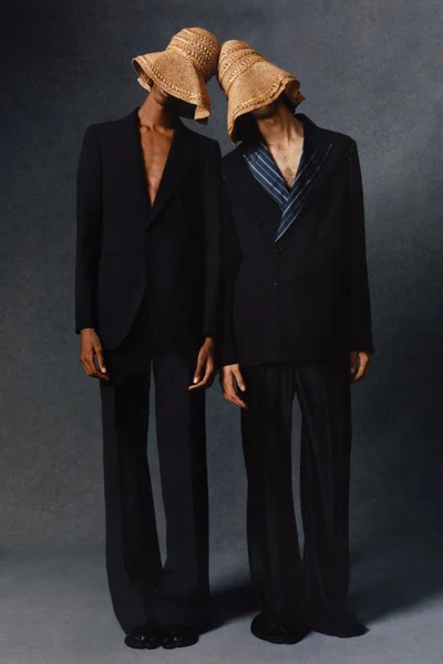 Look 49